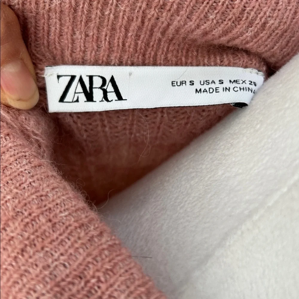 ZARA Pink Ruffle Trim Knit Cardigan Sweater Button Front Size Small - Picture 4 of 11